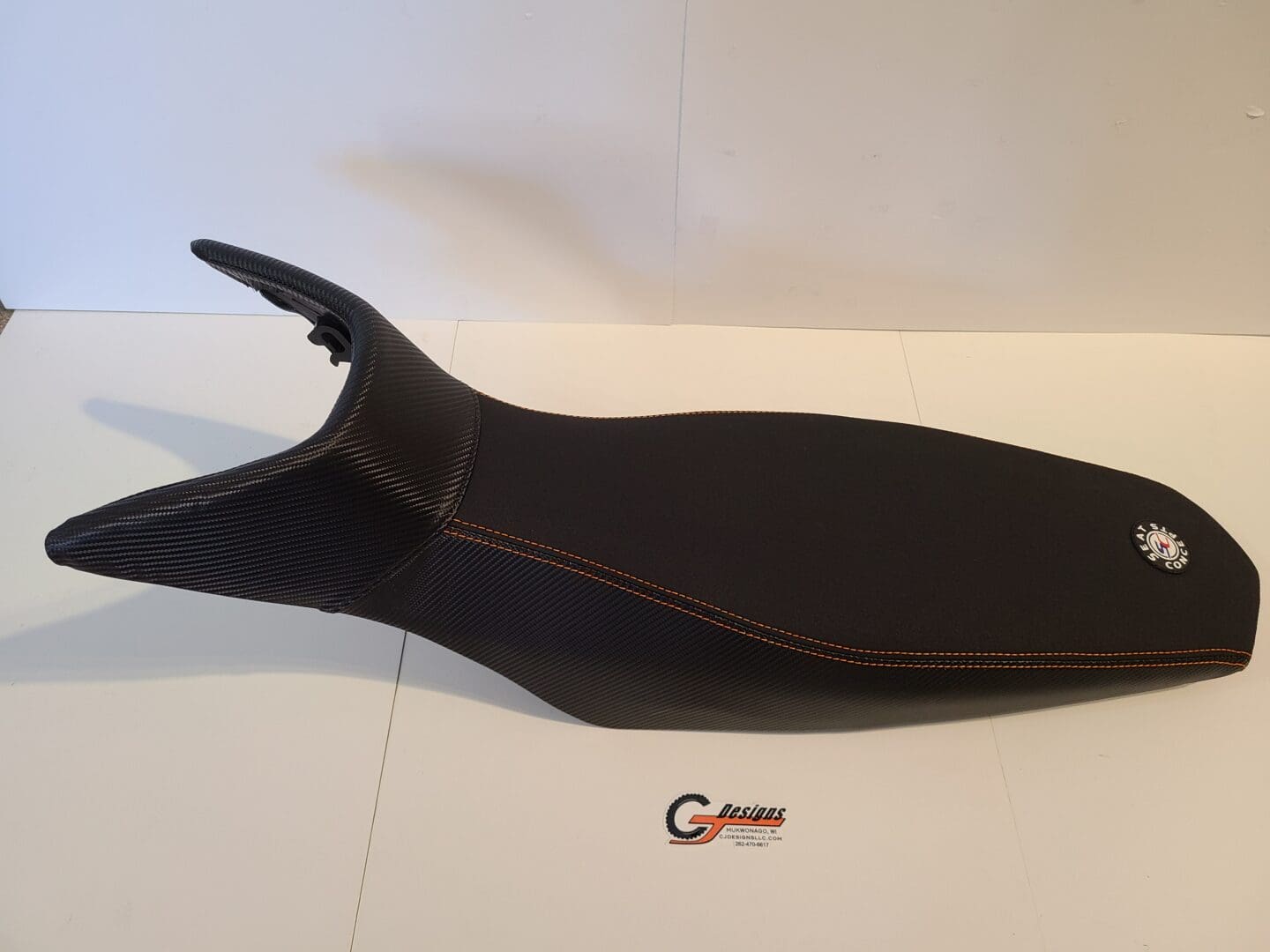 motorcycle seat black and red